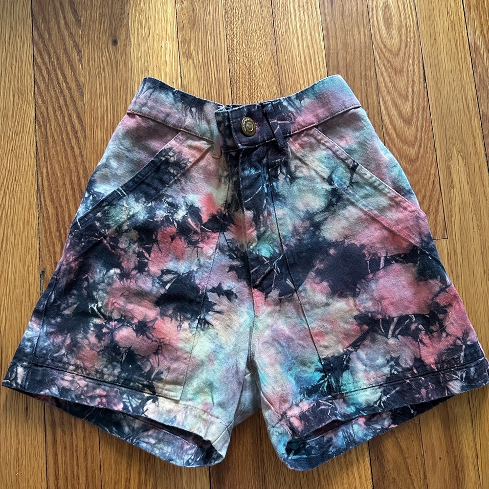 Big Bud Press Black Tie-Dye Shorts in Rainbow Magic Waters size XXS